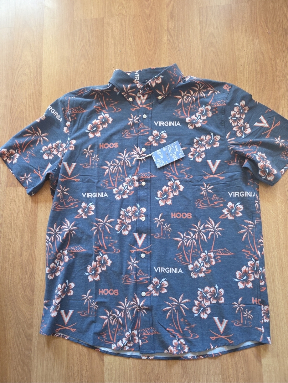 Reyn Spooner Virginia Tech Hawaiian Shirt Size Large VT Hoos Logos